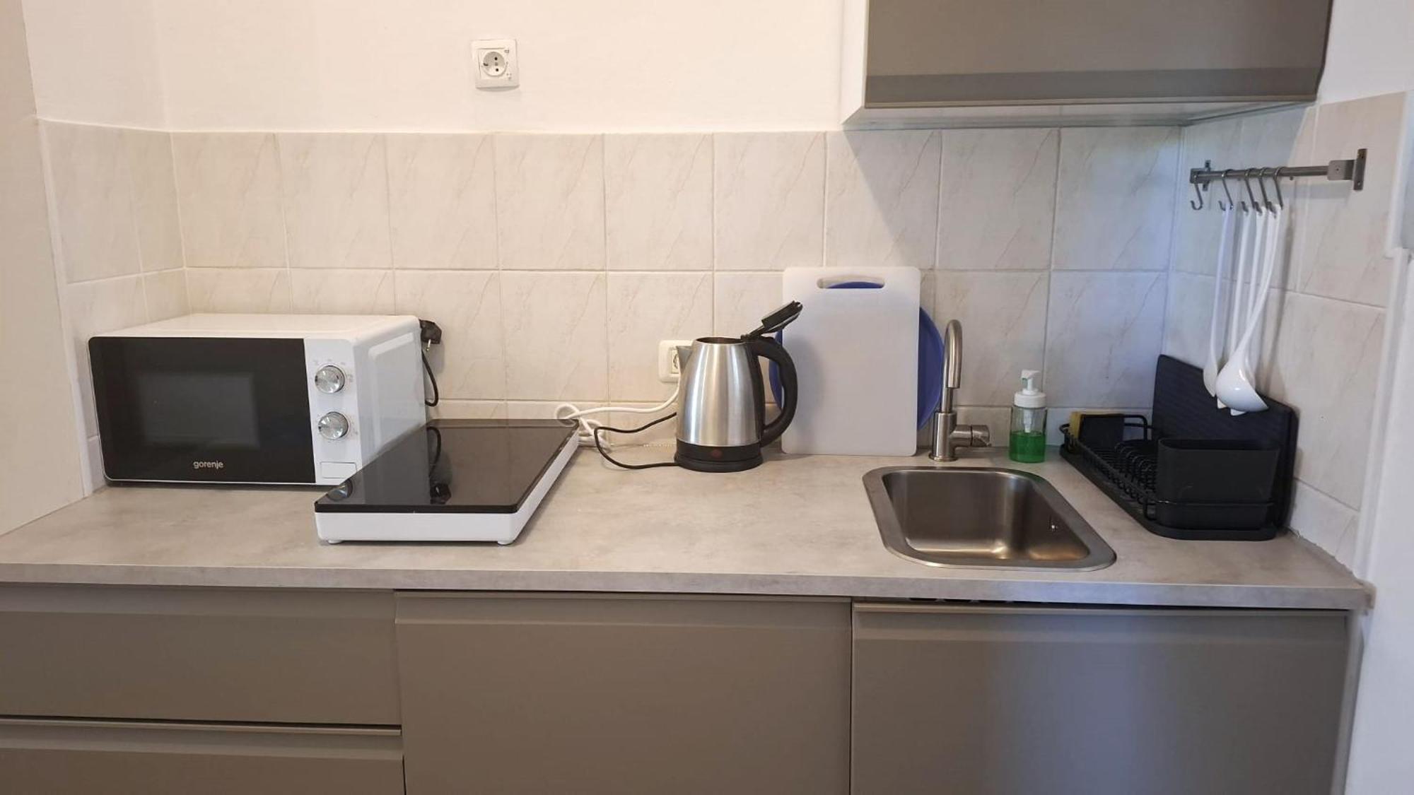 Apartman Karin Donji Karin Kültér fotó