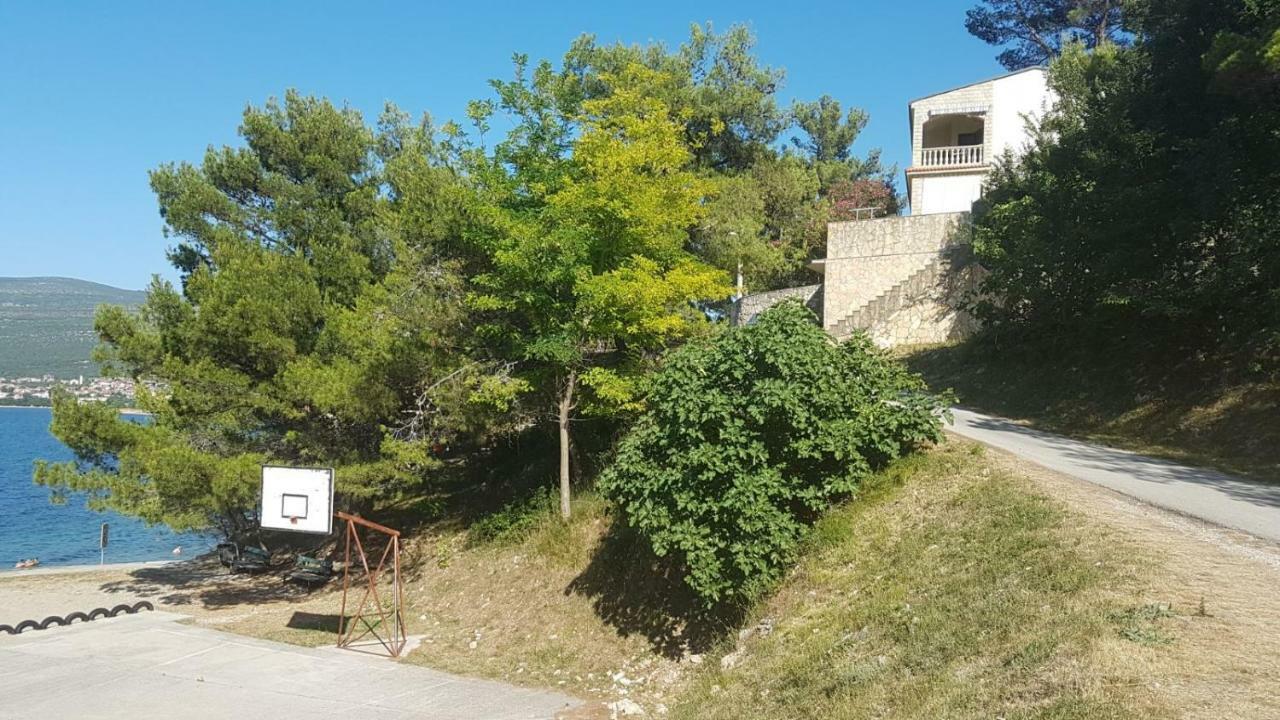 Apartman Karin Donji Karin Kültér fotó
