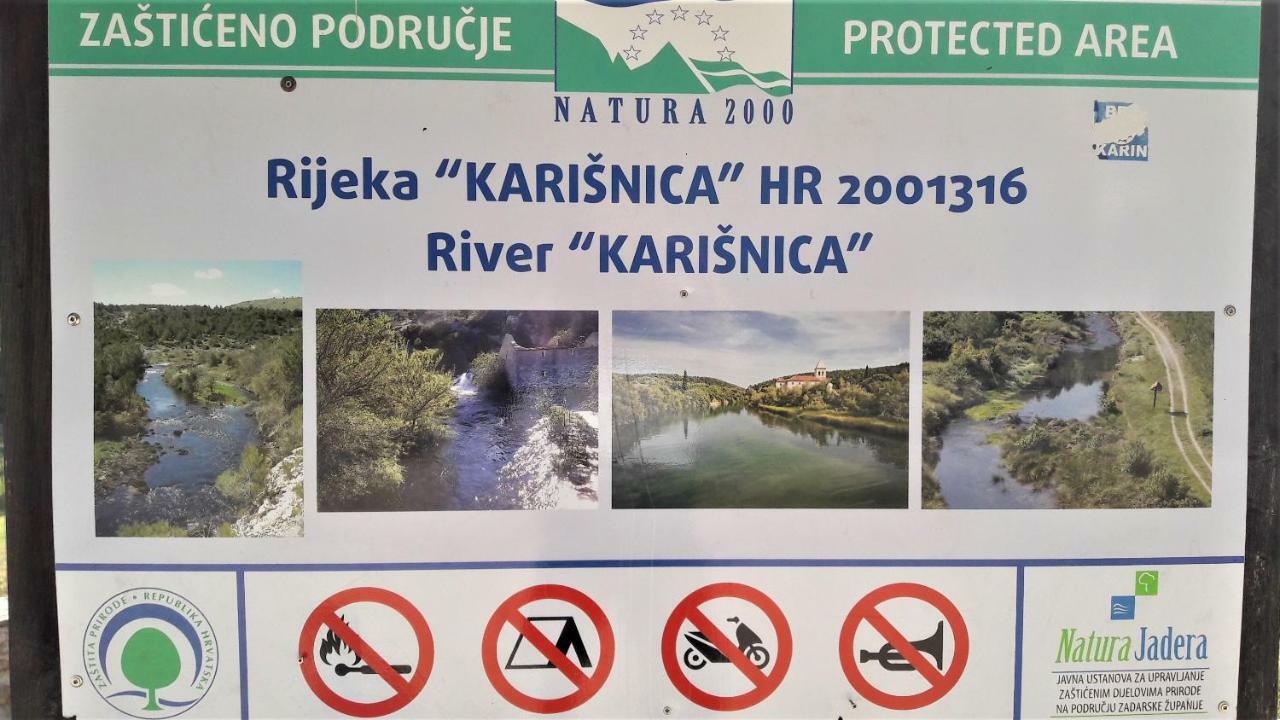 Apartman Karin Donji Karin Kültér fotó